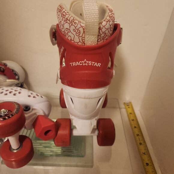 Kids size 12 Roller Derby Roller Skates - Picture 6 of 6